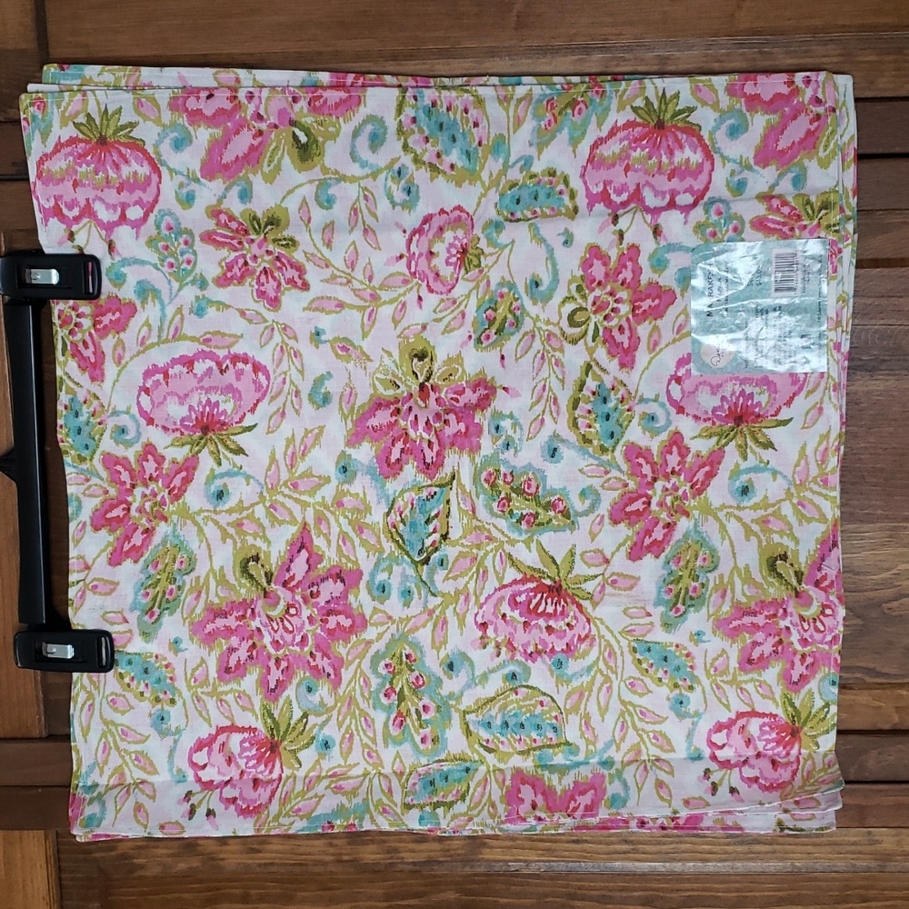 NWT Dena Home Marrakesh Reversible Cloth Napkin Set